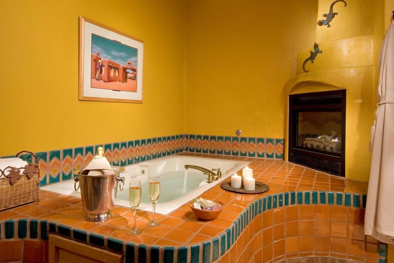 Adobe And Pines Inn Bed And Breakfast Ranchos de Taos Eksteriør billede